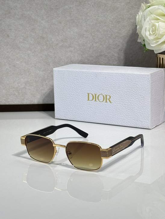 Picture of Dior Sunglasses _SKUfw76512155fw